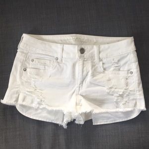 AE White denim shorts